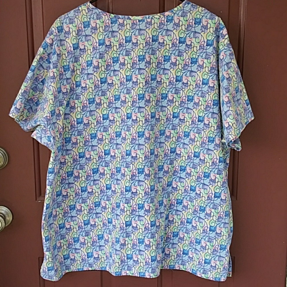 Pastel Scrub Top - Picture 2 of 3